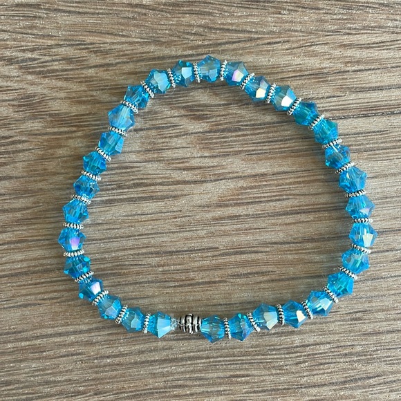 HAND CRAFTED STRETCHY CRYSTAL BRACELET AB Aqua Blue Bicone Crystals - Picture 6 of 10